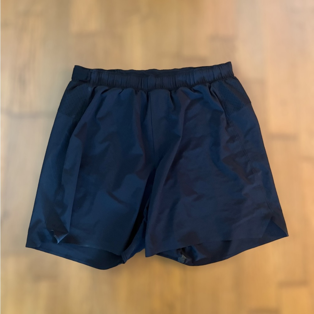 Men’s lululemon shorts
